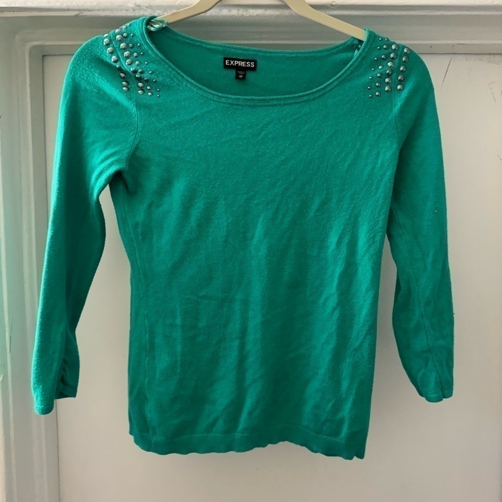EXPRESS Green with‎ silver design on shoulder 3/4 sleeve top size XS
